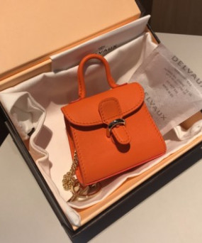 델보 브리앙 MM 박스백 미니